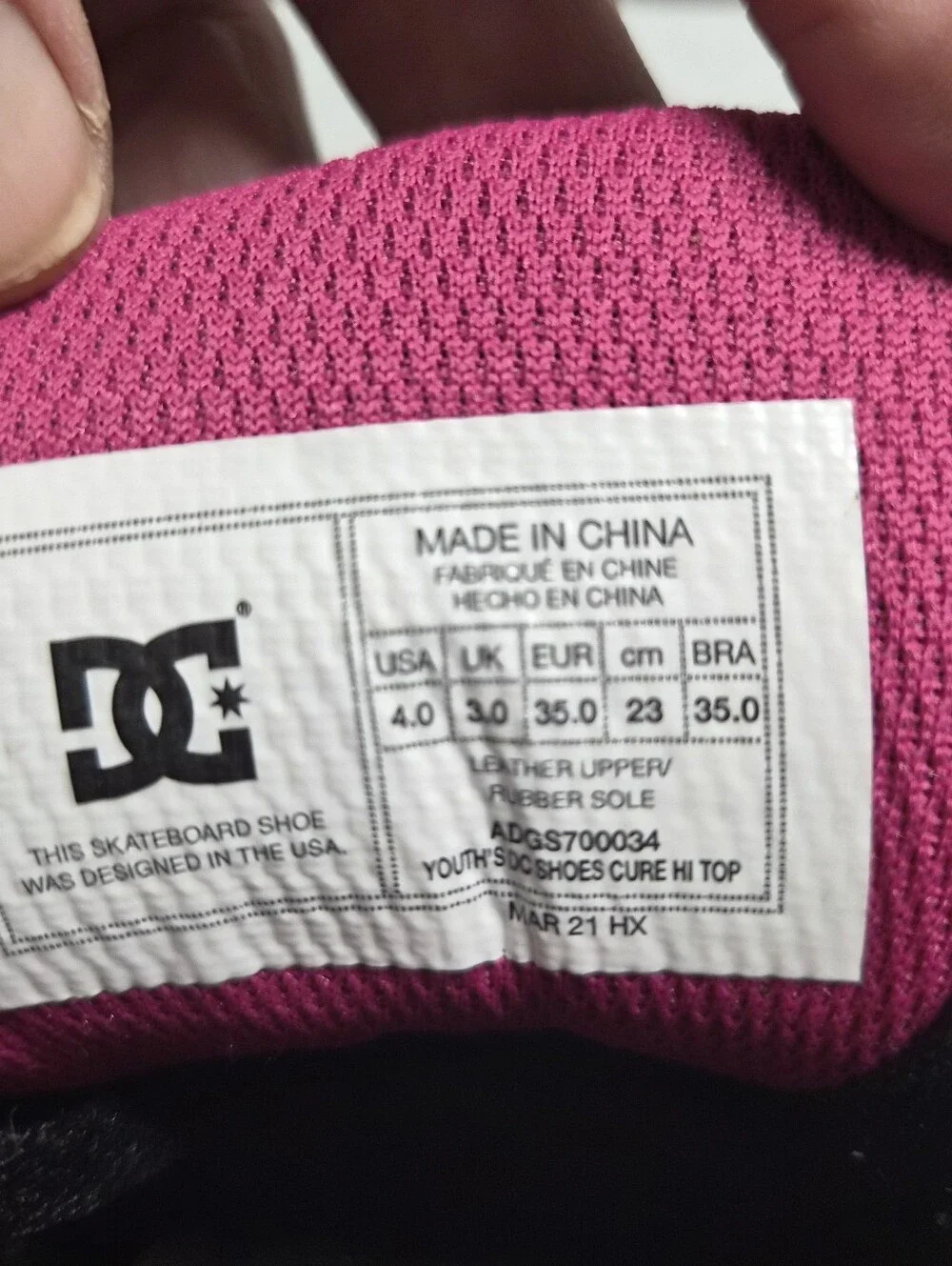 New! Youths DC Cure Hi Top Black/White/Pink Skate Shoes Size 4 Crisp clean Shoes